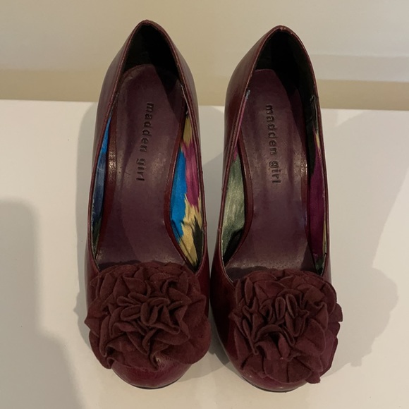 Madden girl size 7 heels - Picture 2 of 4